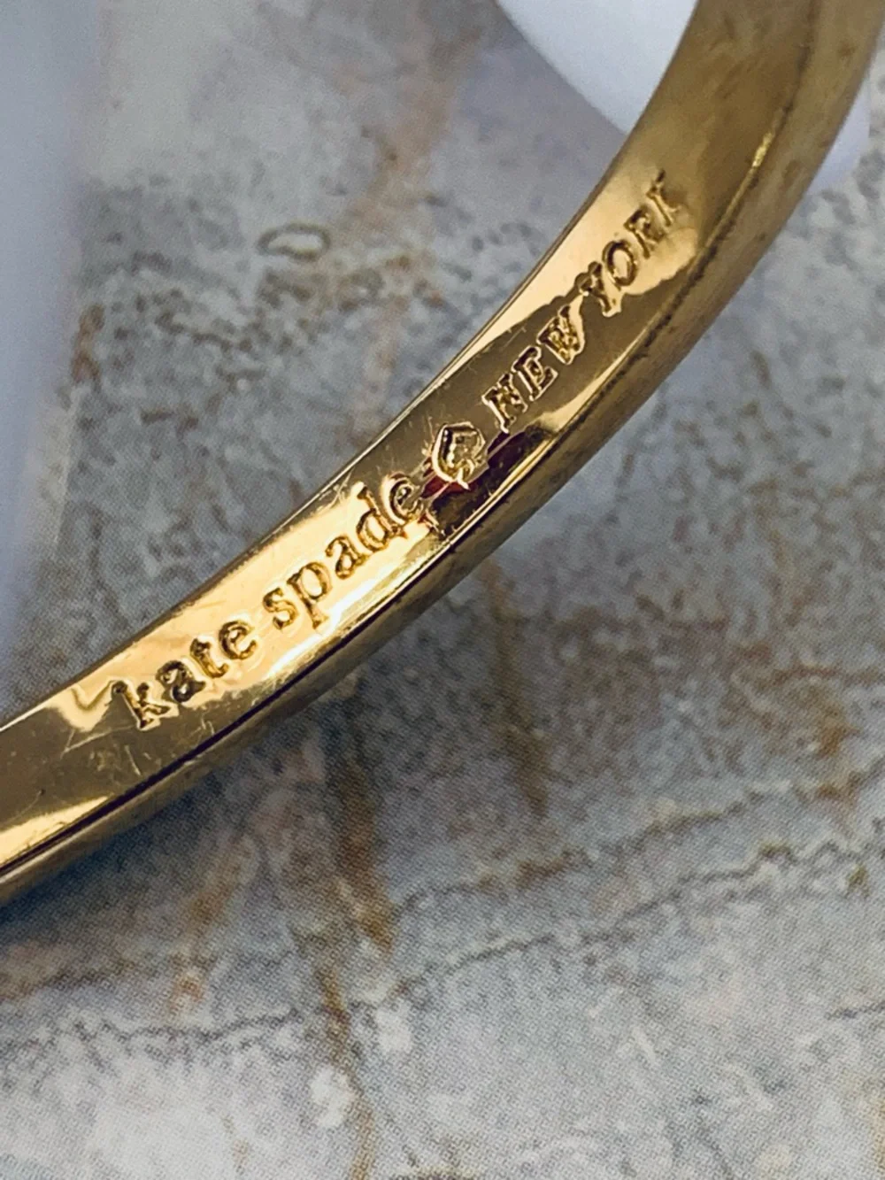 Spot The Spade Enamel Hinged Bangle Bracelet - Picture 6 of 8
